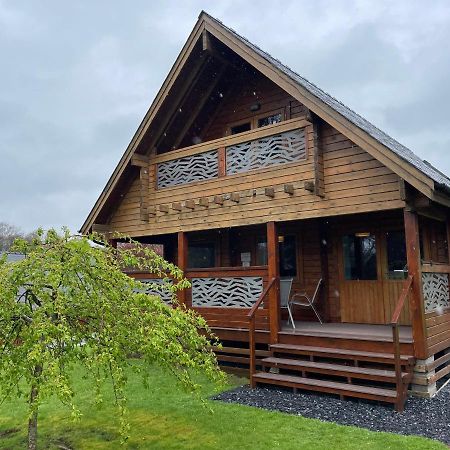 Luxury 3 Bedroom, 3 Bathroom Lodge With Hot Tub Лланбедр Екстер'єр фото