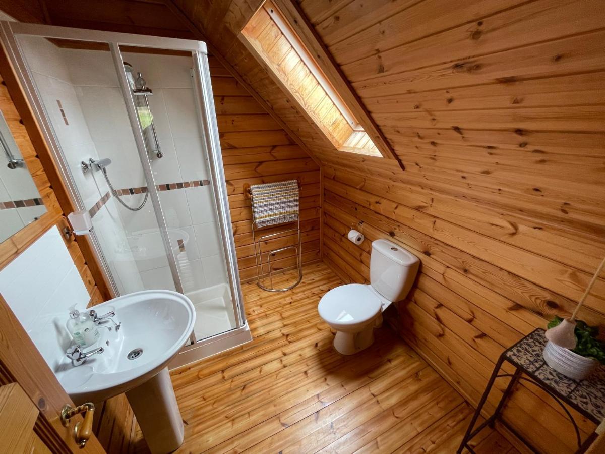 Luxury 3 Bedroom, 3 Bathroom Lodge With Hot Tub Лланбедр Екстер'єр фото